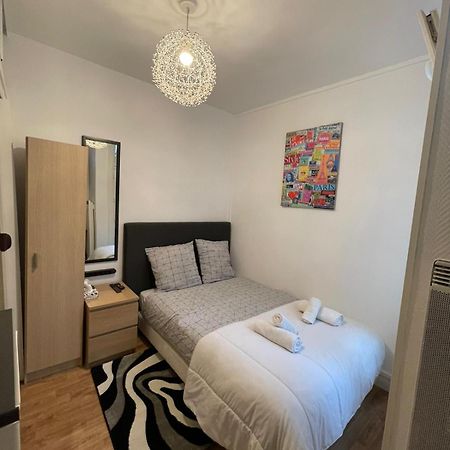 Dame De Fer Apartment Paris Bagian luar foto