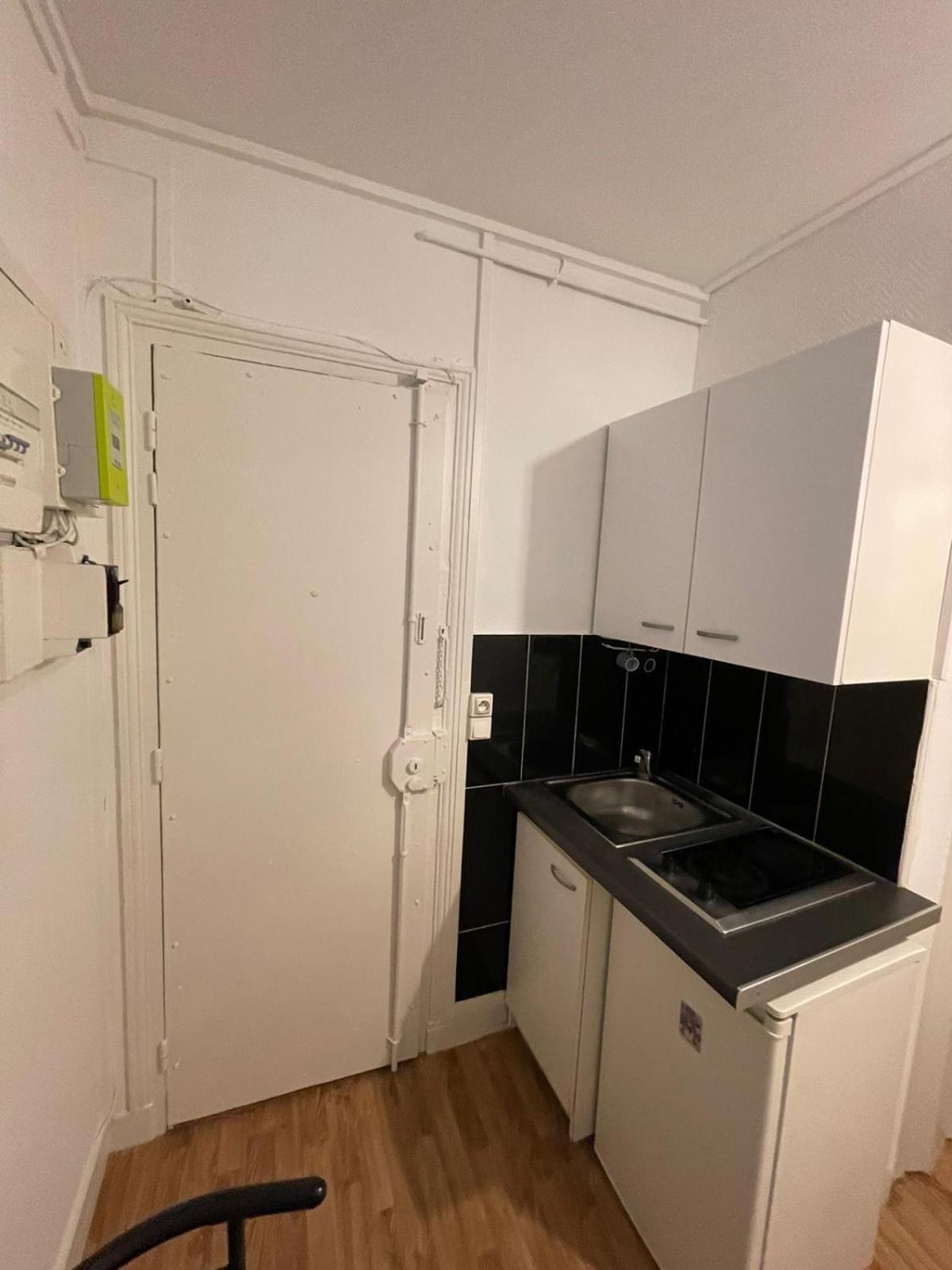Dame De Fer Apartment Paris Bagian luar foto
